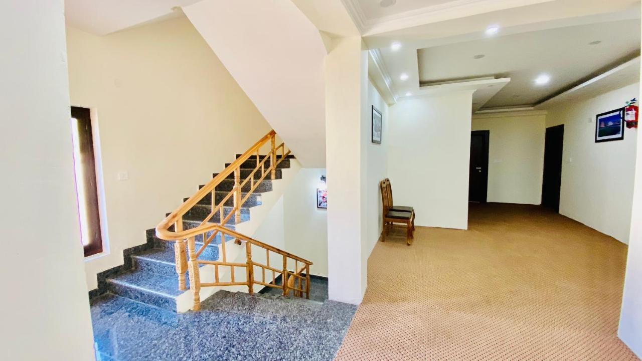 Hotel De Borgo Лех Екстер'єр фото